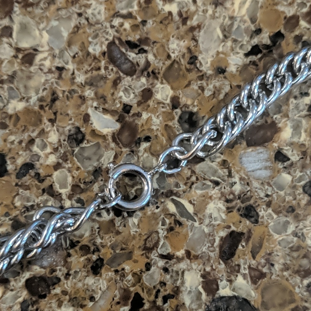 Necklace - stomach length, silver color. - Picture 3 of 4